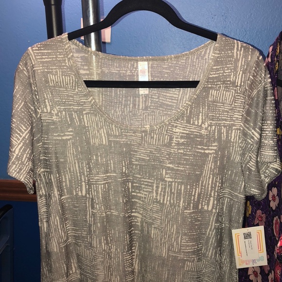 Lularoe - Picture 5 of 7